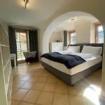 Casa Di Pietra ホームステイ *