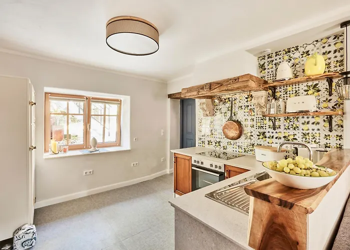 Casa Di Pietra Homestay *