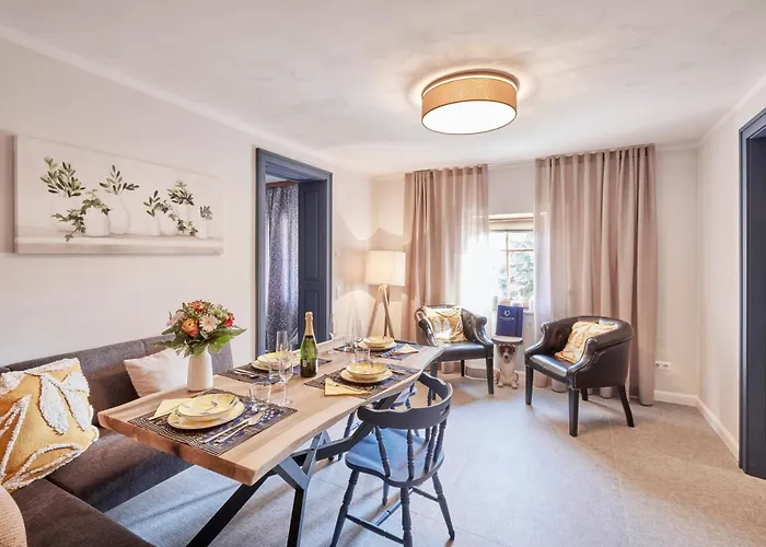 Homestay Casa Di Pietra